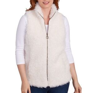 NWOT Soft Cream Faux Lamb Shearling Fur Zip Front Fully Lined Vest with Pockets